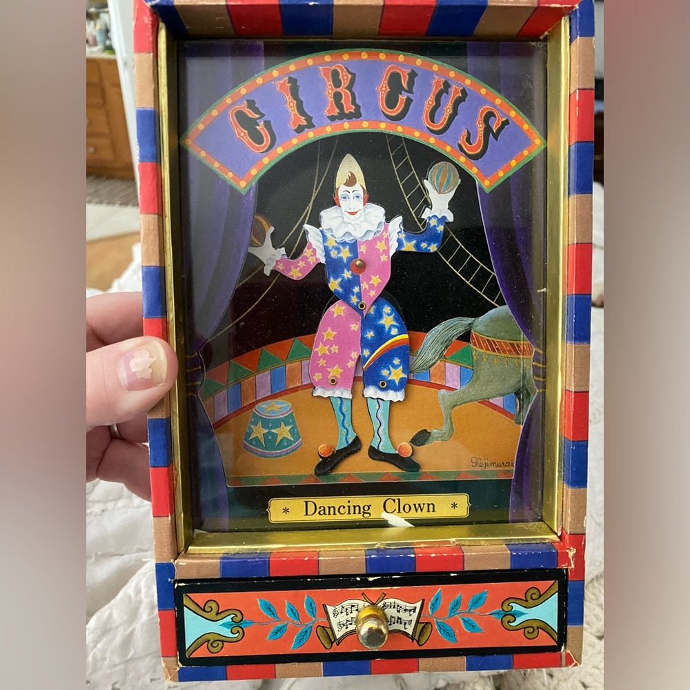 Vintage Koji Murai Pierre de Pierrot Dancing Clown Music Musical Jewelry box